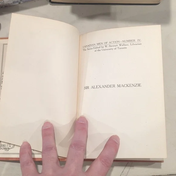 1927 "Canadian Men Of Action" By Hume Wrong - Picture 4 of 12
